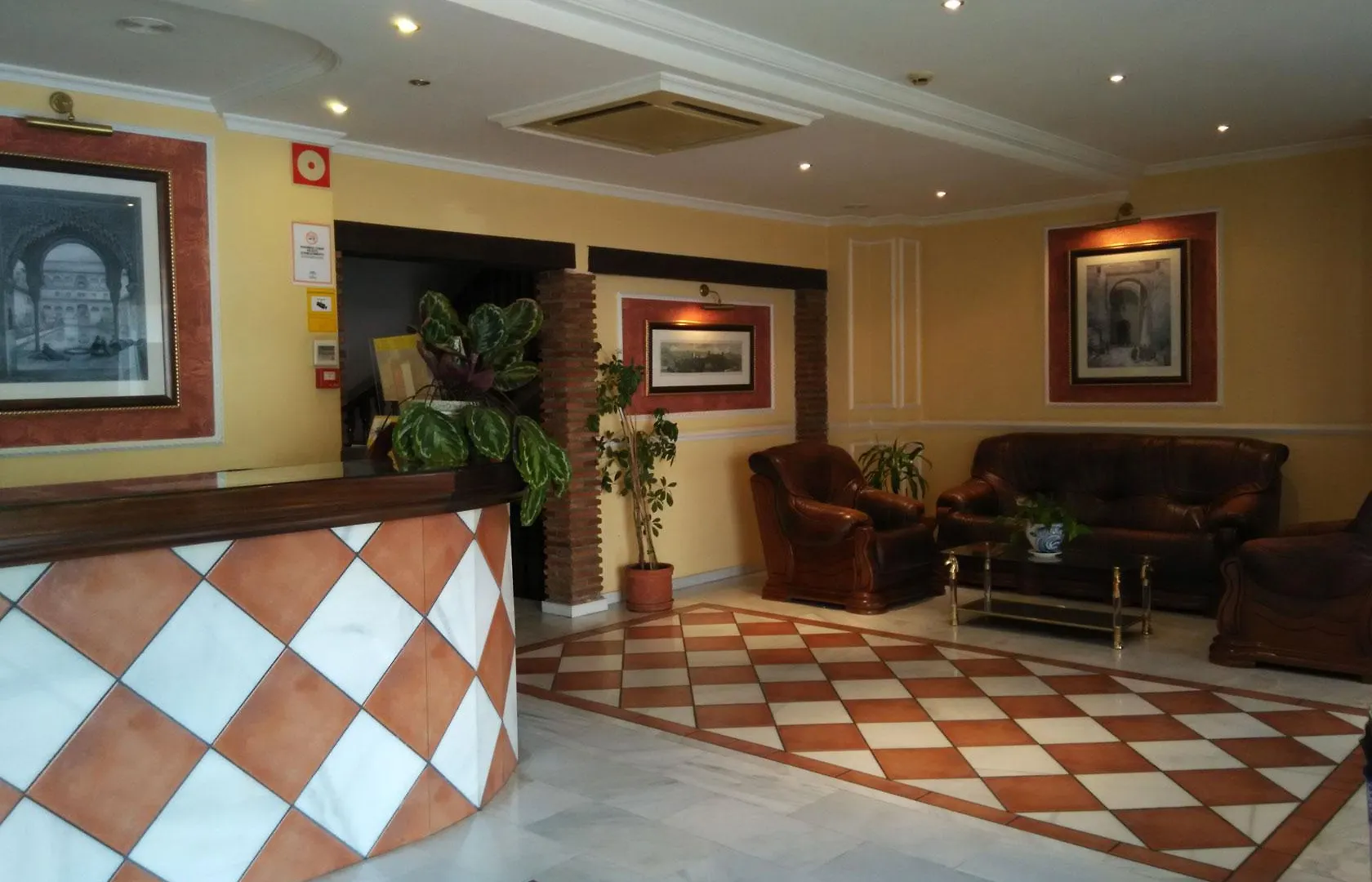 Hotel Calderon Cenes De La Vega